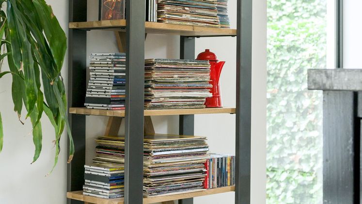 Henders en Hazel Farmland Boekenkast