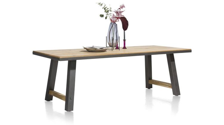 Henders en Hazel Farmland Eettafel