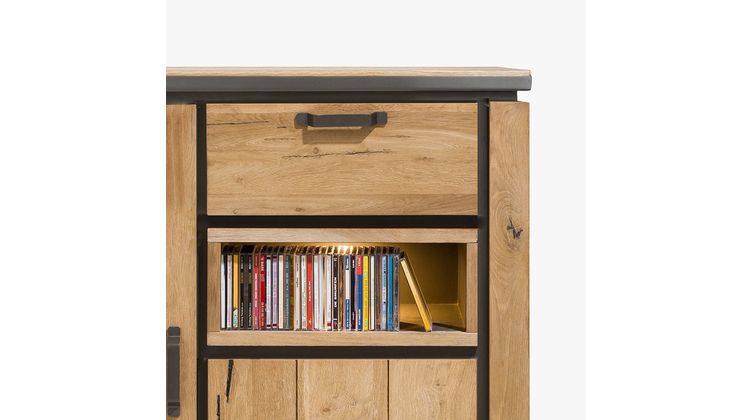 Henders en Hazel Farmland Highboard