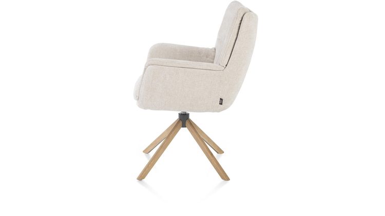 Henders en Hazel Juna Armstoel