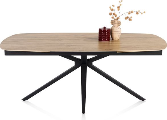 Henders en Hazel Lattina Eettafel