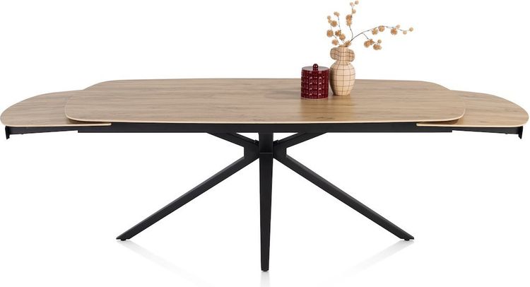 Henders en Hazel Lattina Eettafel