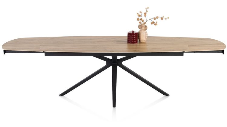 Henders en Hazel Lattina Eettafel
