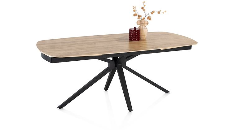 Henders en Hazel Lattina Eettafel