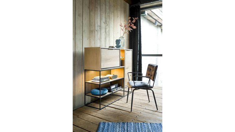 Henders en Hazel Manou Armstoel