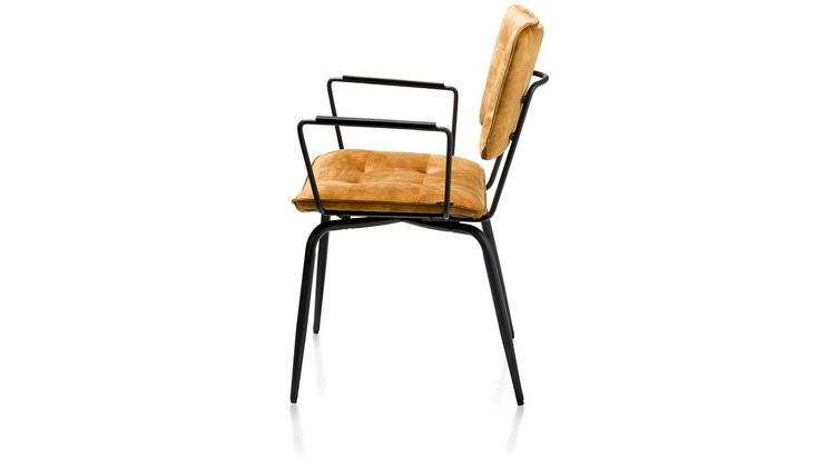 Henders en Hazel Manou Armstoel