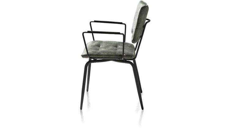 Henders en Hazel Manou Armstoel