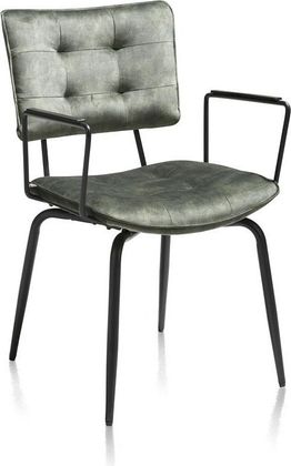 Henders en Hazel Manou Armstoel