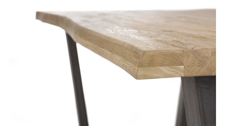 Henders en Hazel Metalox V-Poot Metaal Eettafel