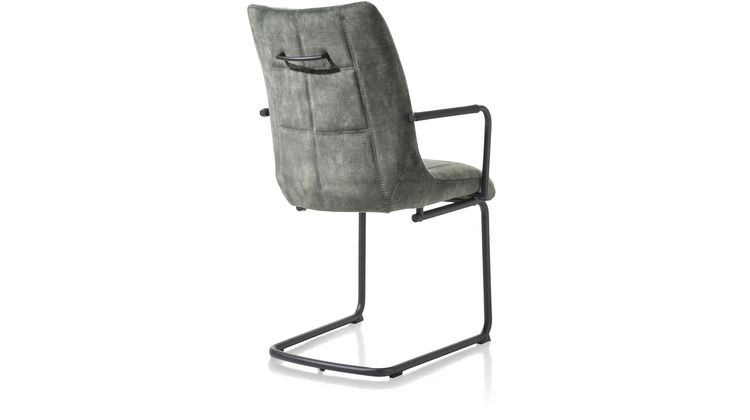 Henders en Hazel Mischa Rond Armstoel