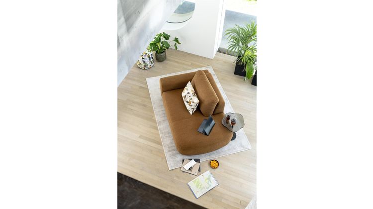 Henders en Hazel Murcia Divan