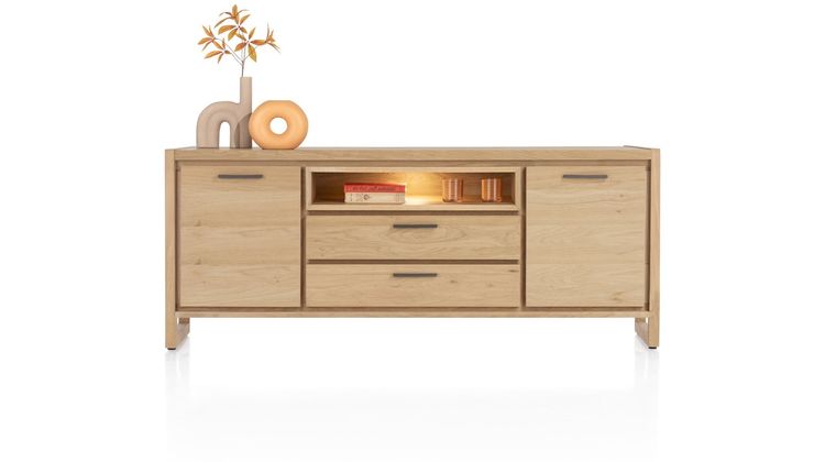 Henders en Hazel Nystead Dressoir