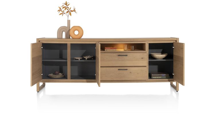 Henders en Hazel Nystead Dressoir
