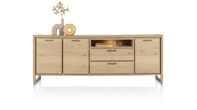 Henders en Hazel Nystead Dressoir