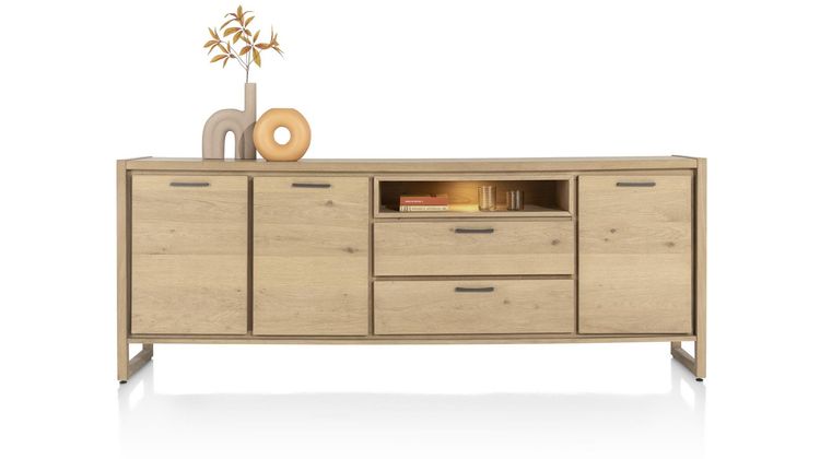 Henders en Hazel Nystead Dressoir