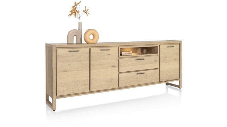 Henders en Hazel Nystead Dressoir