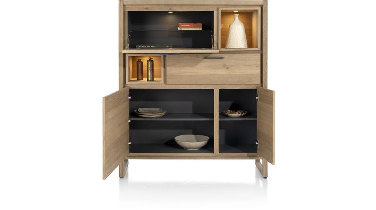 Henders en Hazel Nystead Highboard