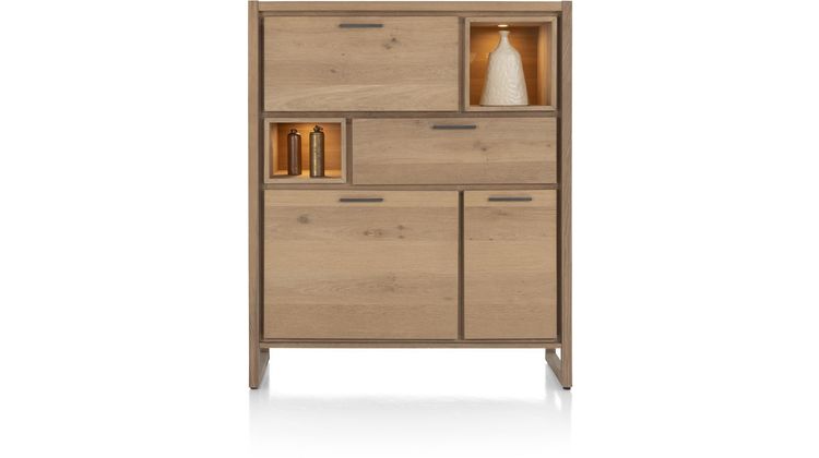 Henders en Hazel Nystead Highboard