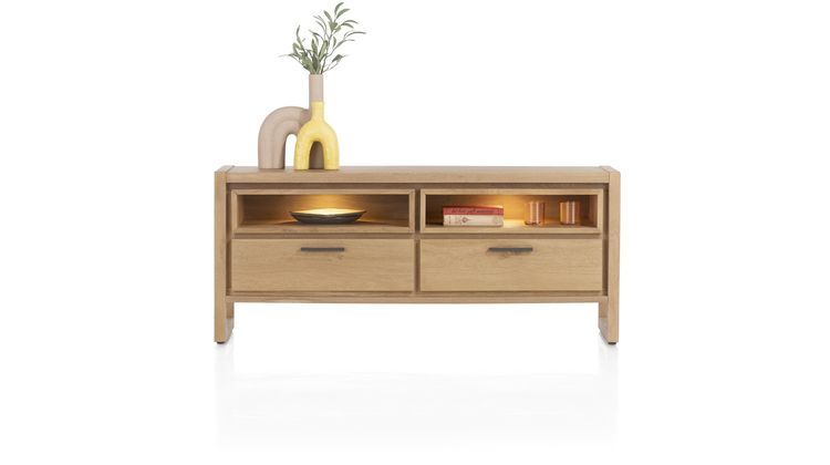 Henders en Hazel Nystead Lowboard