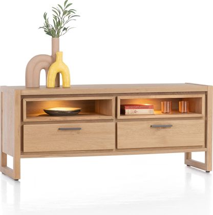 Henders en Hazel Nystead Lowboard