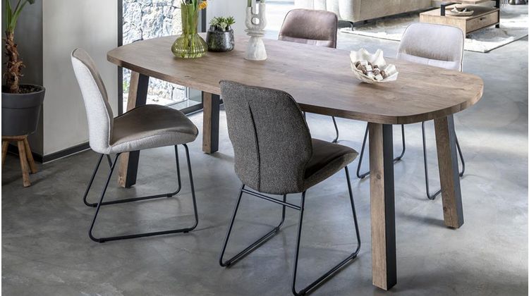 Henders en Hazel Pavarotti Barnwood Eettafel