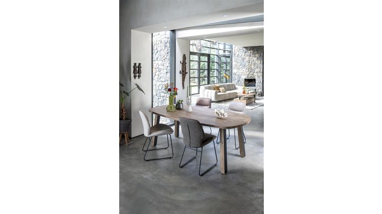 Henders en Hazel Pavarotti Eettafel