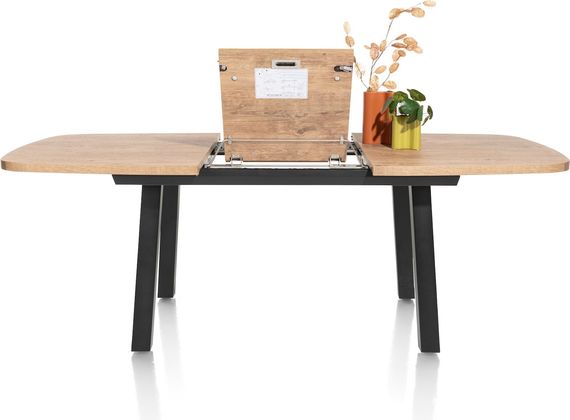 Henders en Hazel Pavarotti Zwarte Poten Uitschuiftafel