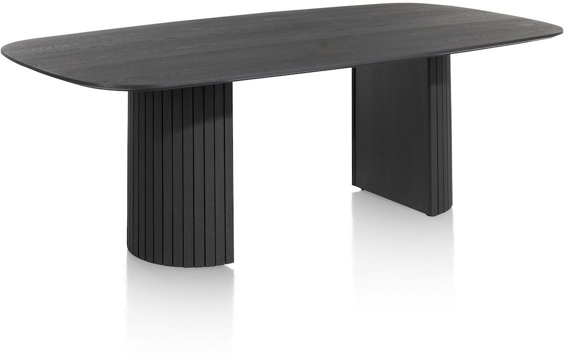 Henders en Hazel Pavie Castle Black Eettafel