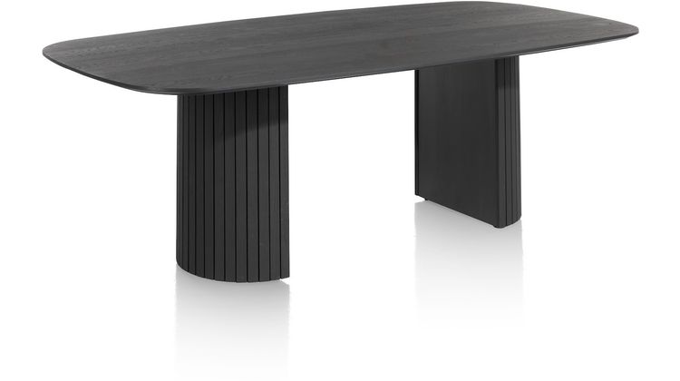 Henders en Hazel Pavie Castle Black Eettafel