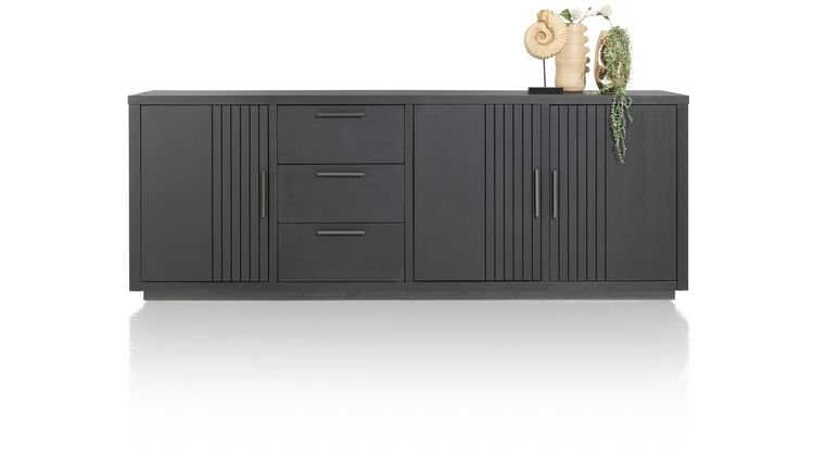 Henders en Hazel Pavie Dressoir
