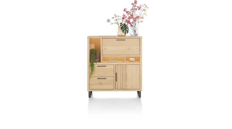 Henders en Hazel Pavie Highboard