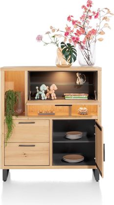 Henders en Hazel Pavie Highboard