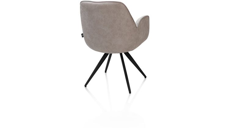 Henders en Hazel Pippa Armstoel