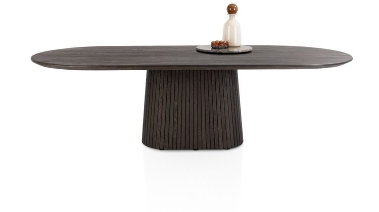 Henders en Hazel Ravello Eettafel