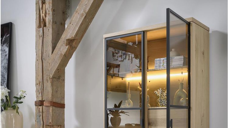 Henders en Hazel Ridgefield Vitrinekast