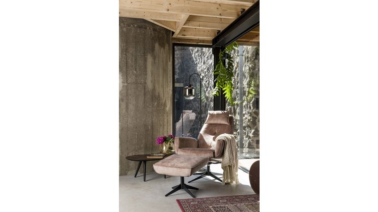 Henders en Hazel Salerno Hocker