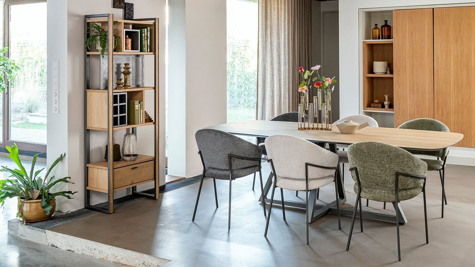 Henders en Hazel Shimanto Eettafel