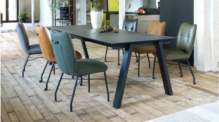 Henders en Hazel Stanford Eettafel