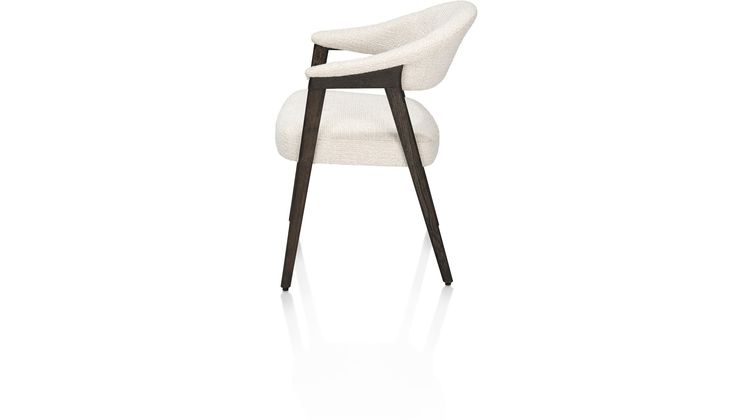Henders en Hazel Zaya Armstoel