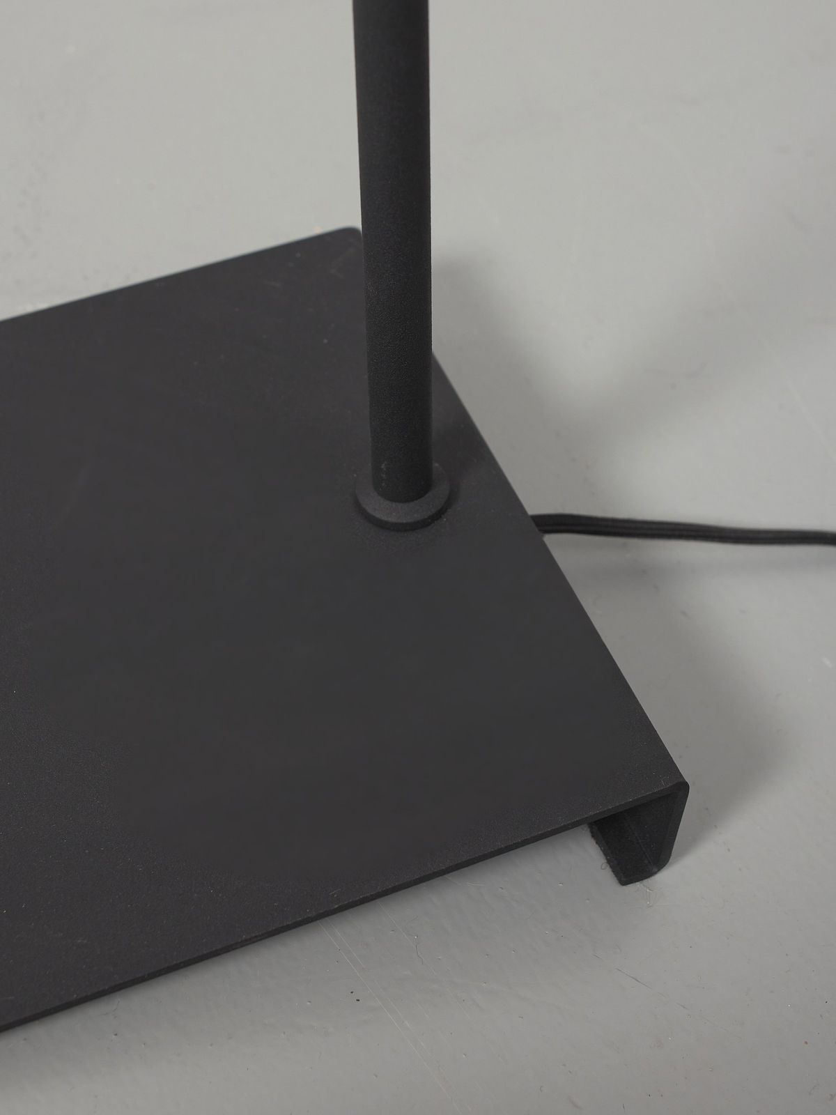 It's about RoMi Bordeaux Vloerlamp