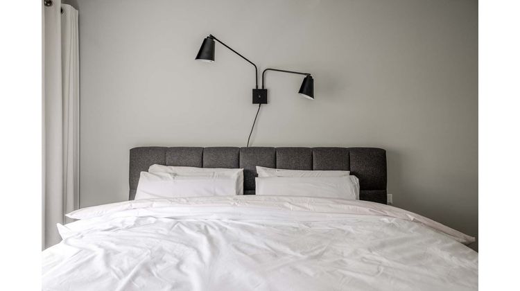 It's about RoMi Bremen 2 spots Wandlamp