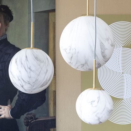 It's about RoMi Carrara Bol Hanglamp