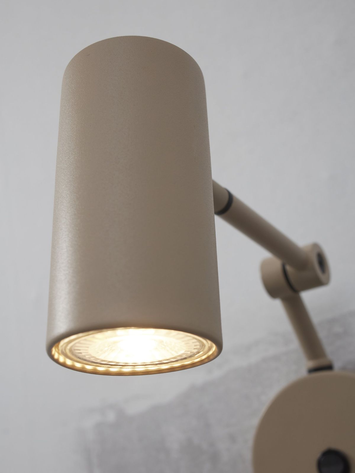 It's about RoMi Montreux Wandlamp