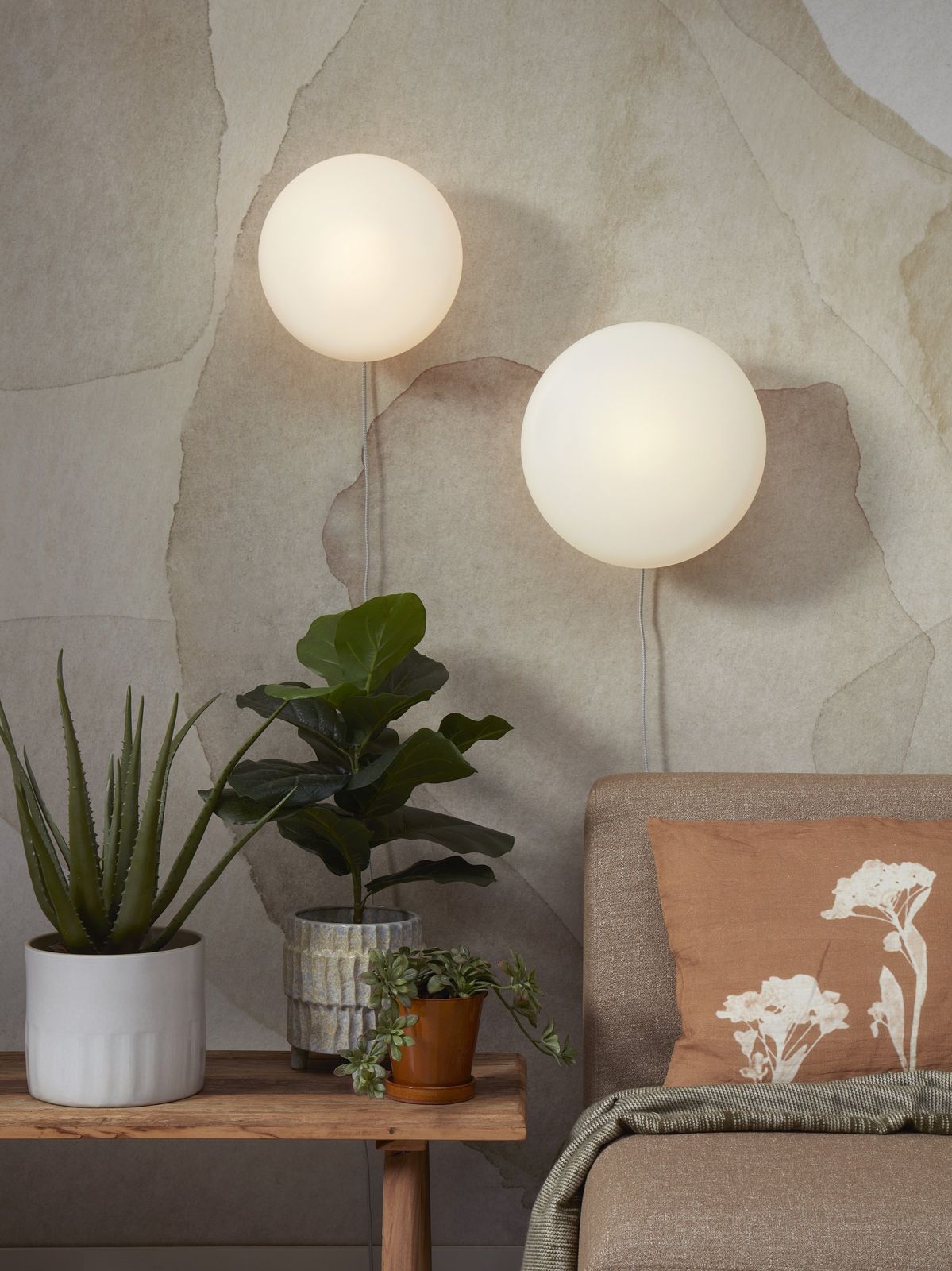 It's about RoMi Sapporo L Wandlamp