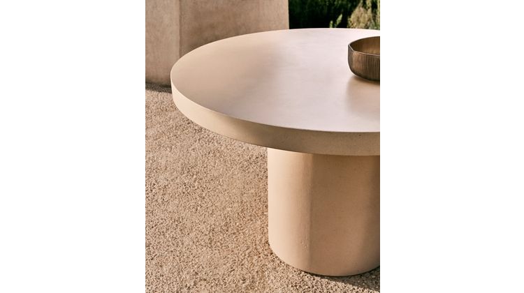 Kave Home Aiguablava Tuintafel