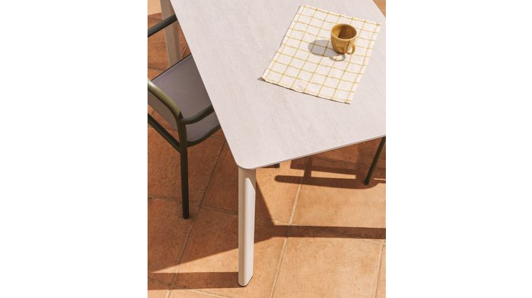 Kave Home Anafi Beige Tuintafel