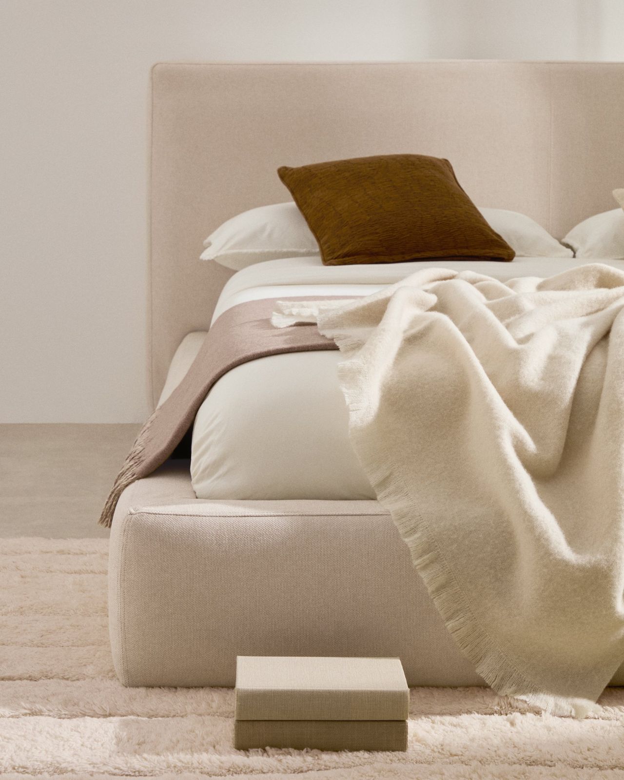 Kave Home Blok Bed