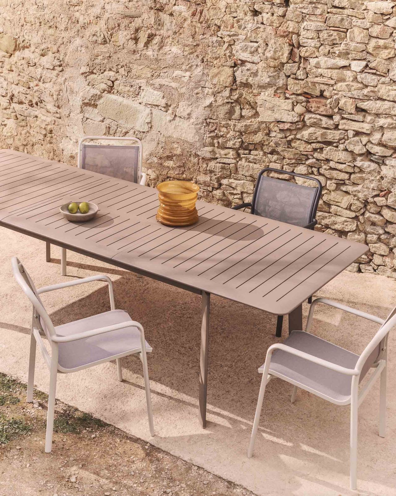 Kave Home Brela Uitschuifbare Tuintafel