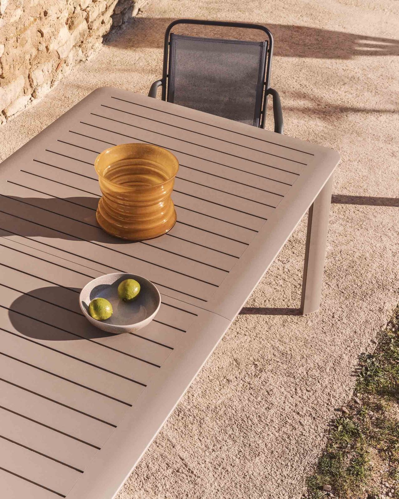 Kave Home Brela Uitschuifbare Tuintafel
