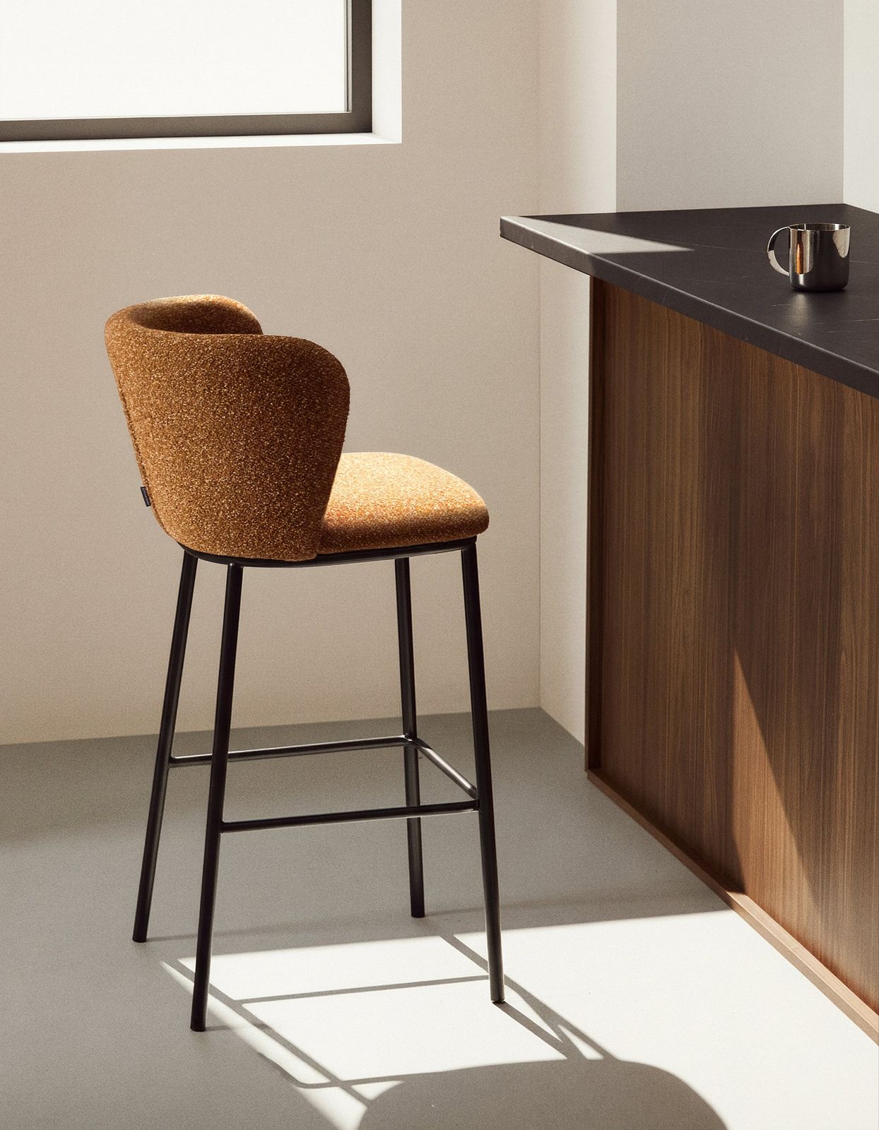 Kave Home Ciselia Hoog Barstoel